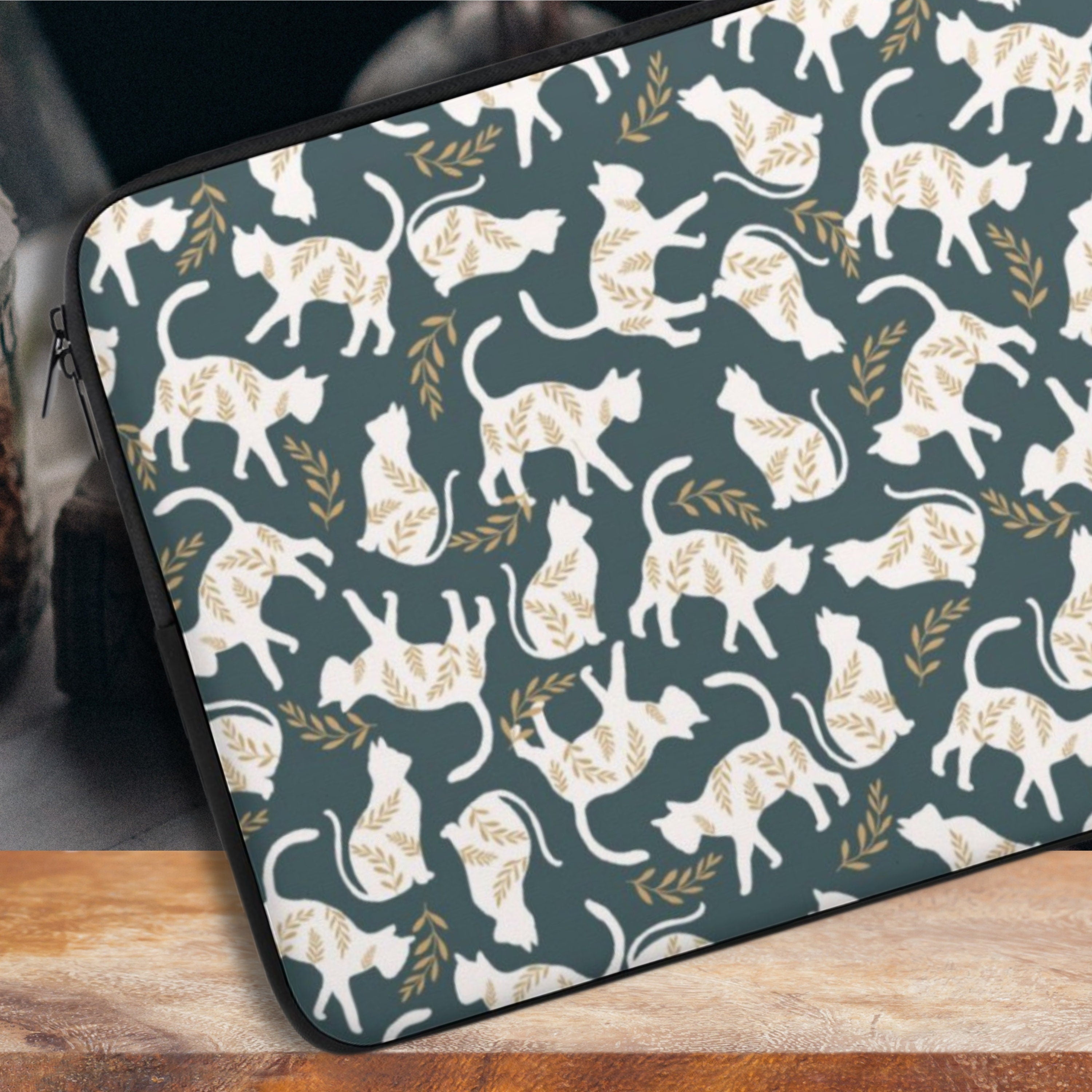 White Cats Laptop Sleeve