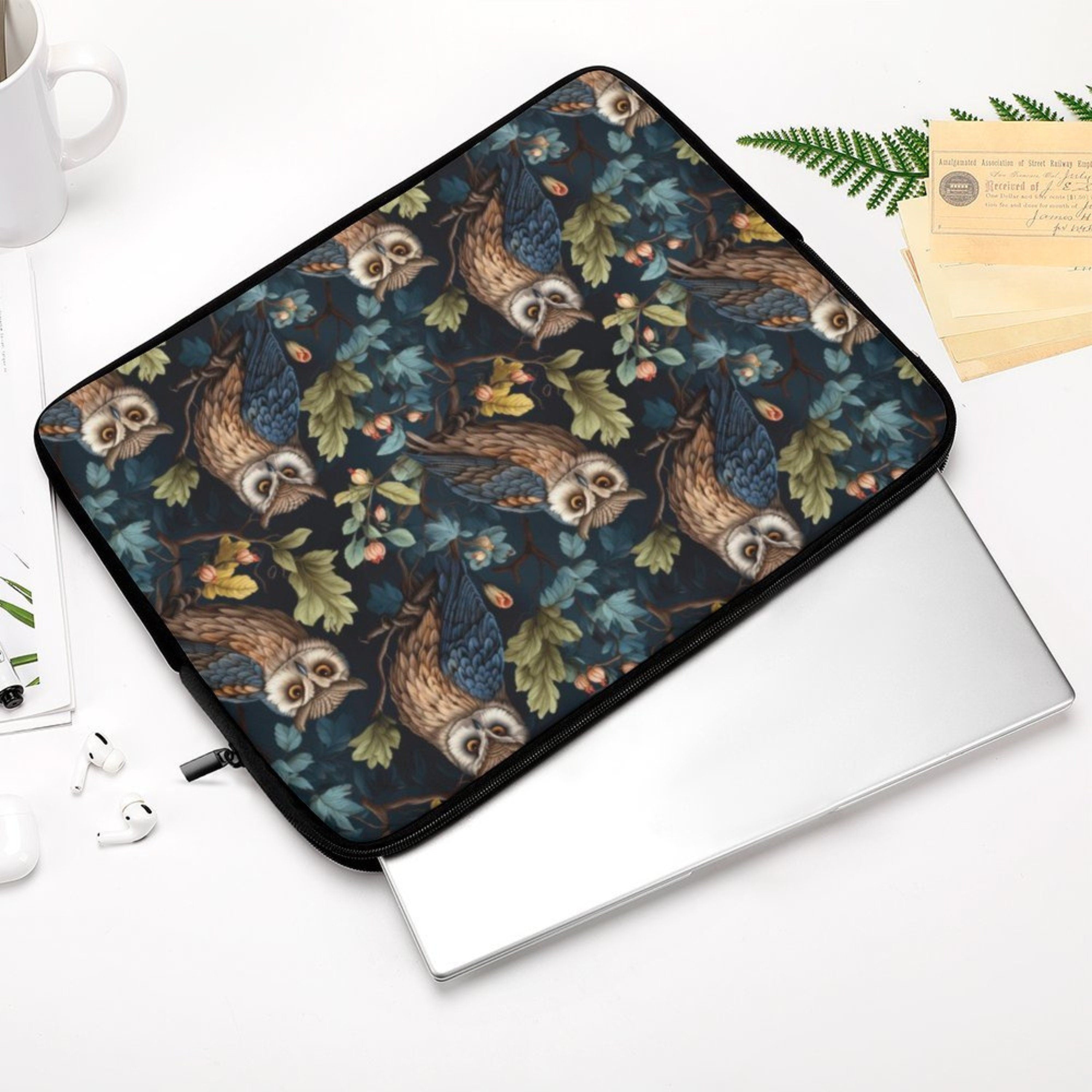 Owls Laptop Sleeve