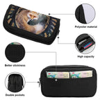 Black pouch with fox design, featuring details on material, capacity, stickiness, and pockets.
