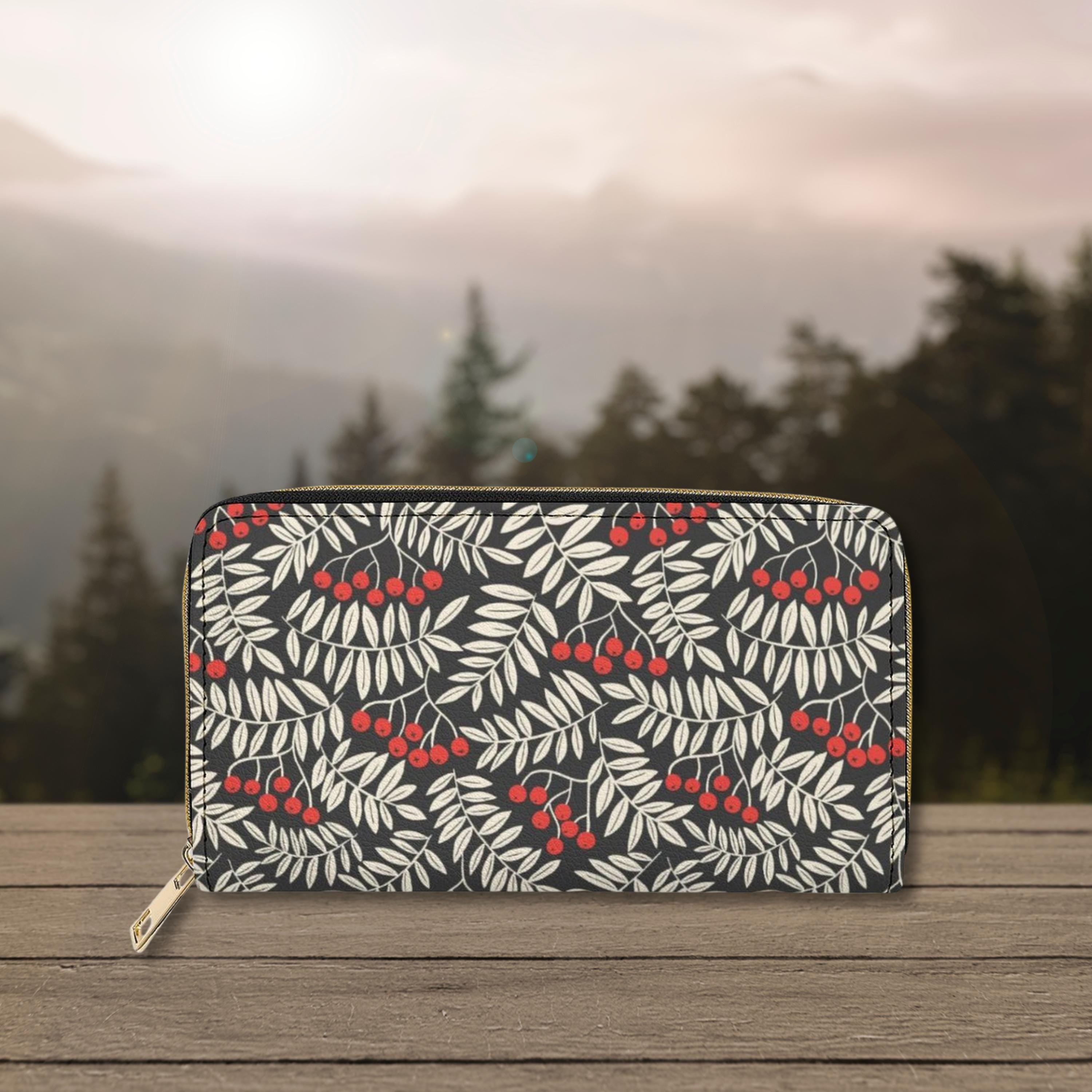 Winter Berries Purse
